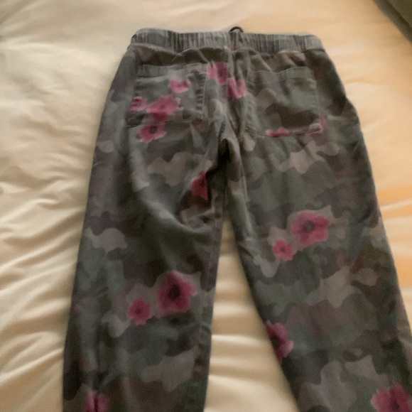 Cargo look, girly look pant - Picture 4 of 5